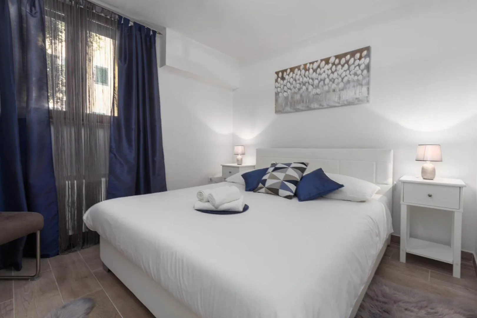 Luxury Three Bedrooms Apartment Silver Suite Near Porec