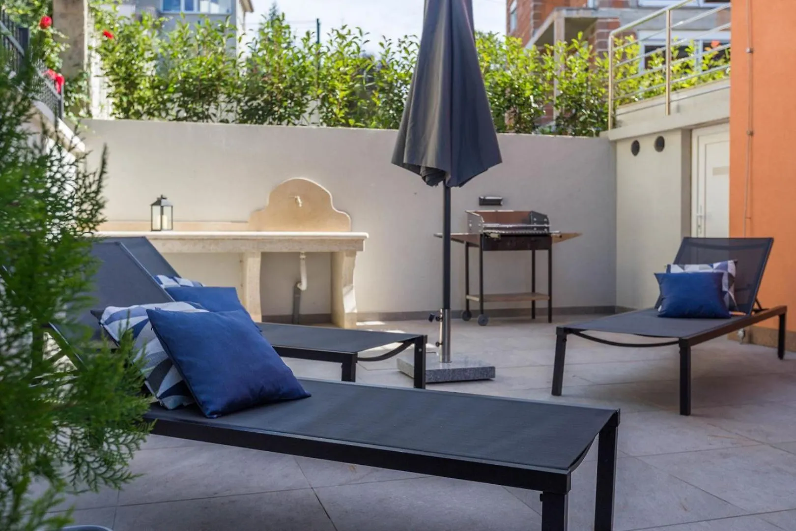 Luxury Three Bedrooms Apartment Silver Suite Near Porec