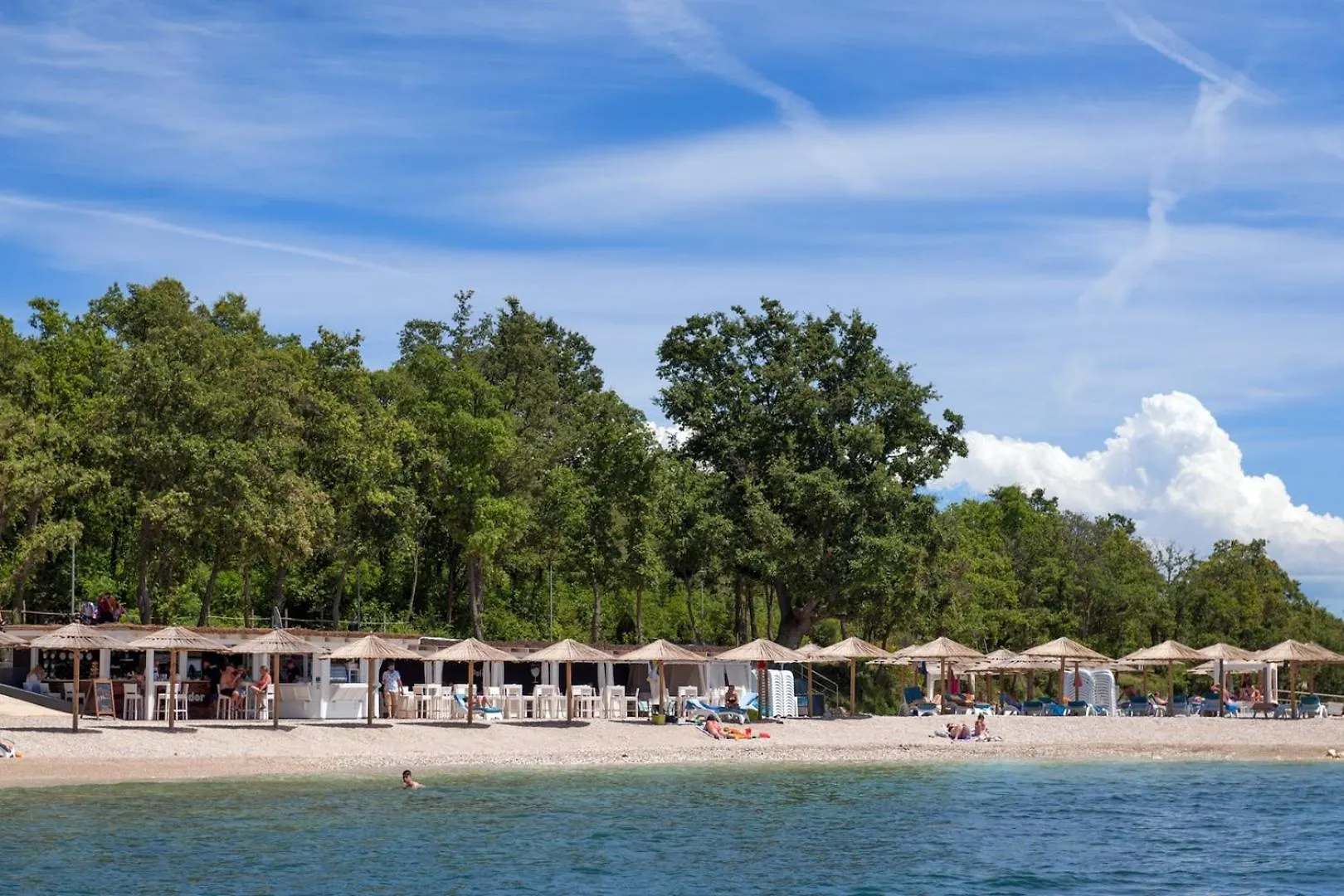 Luxury Three Bedrooms Apartment Silver Suite Near Poreč
